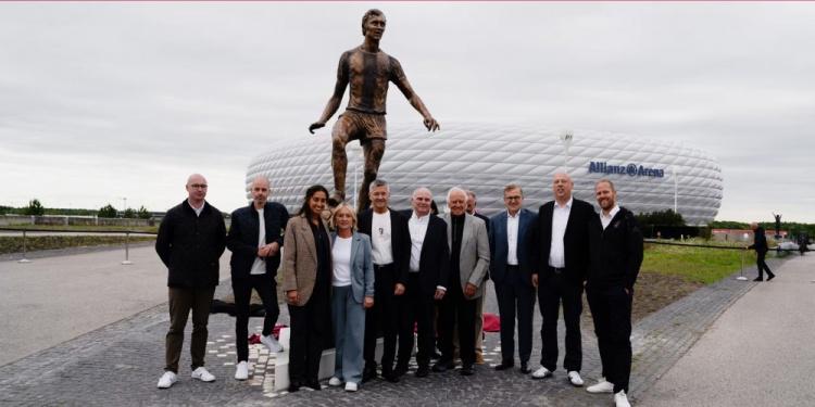 建时他会怎, 乌希