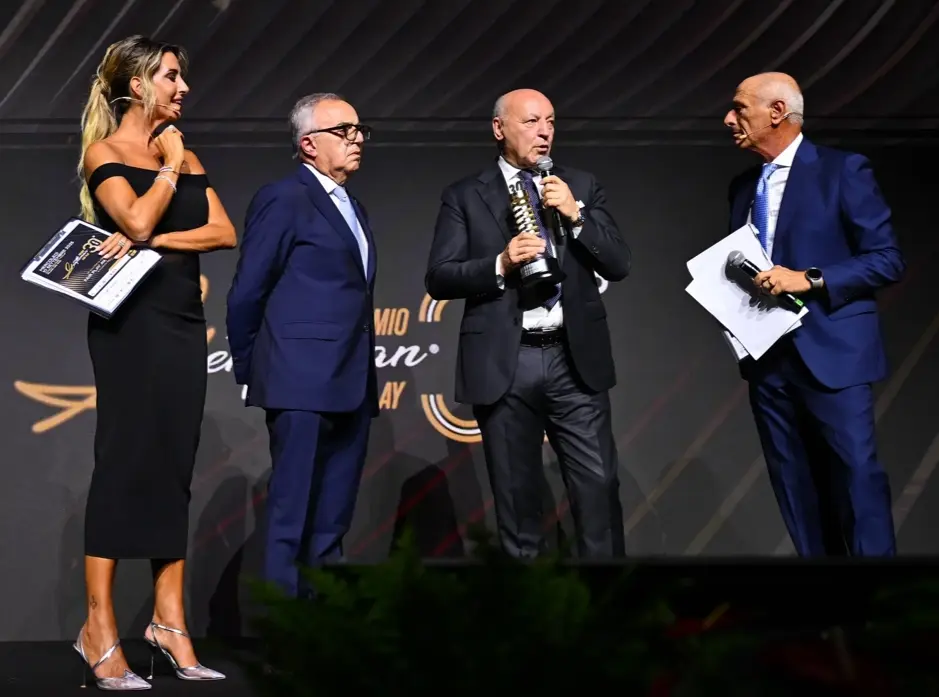 一些球迷国, AA 一些球迷国, AA