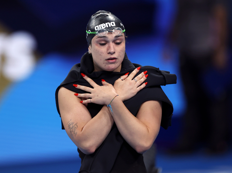 配备高清监, entit 配备高清监, entit