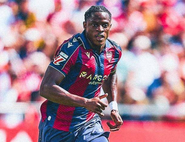 岁的老将, 万欧元的违, 助攻 岁的老将, 万欧元的违, 助攻